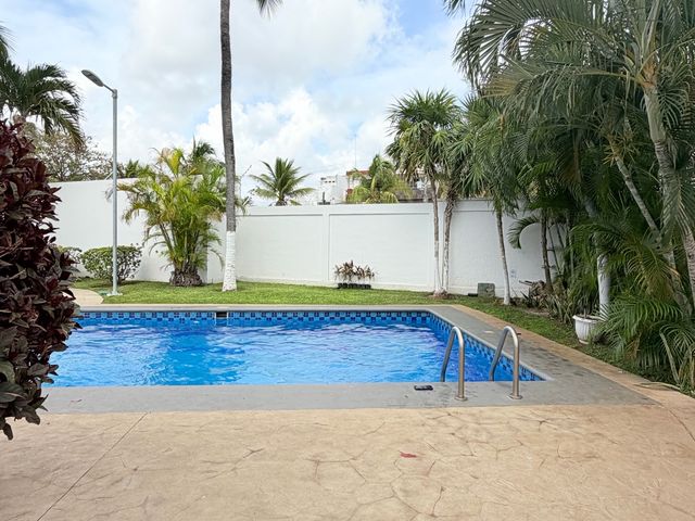 place photo 28
