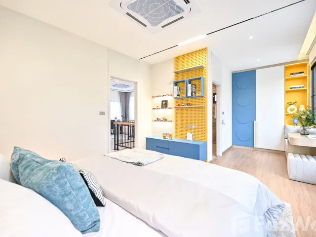 place photo 25