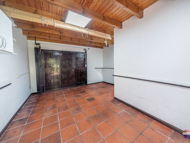 place photo 48
