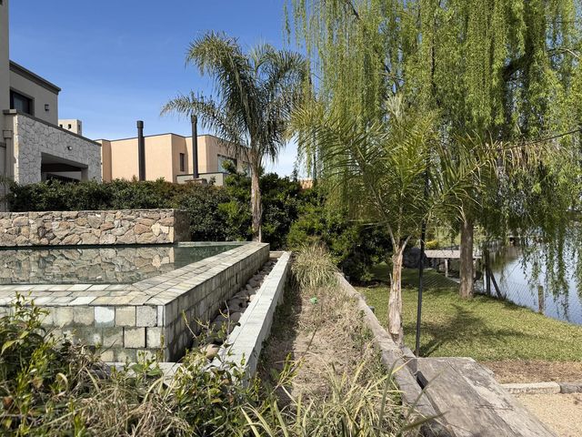 place photo 45