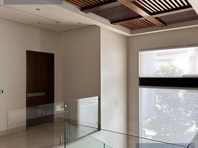 place photo 81