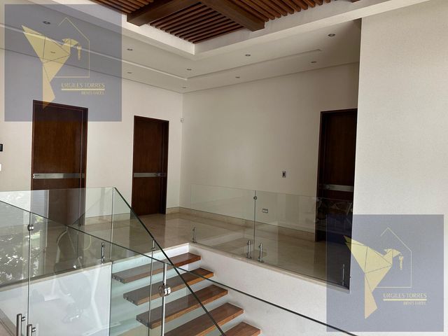 place photo 83