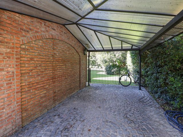 place photo 48