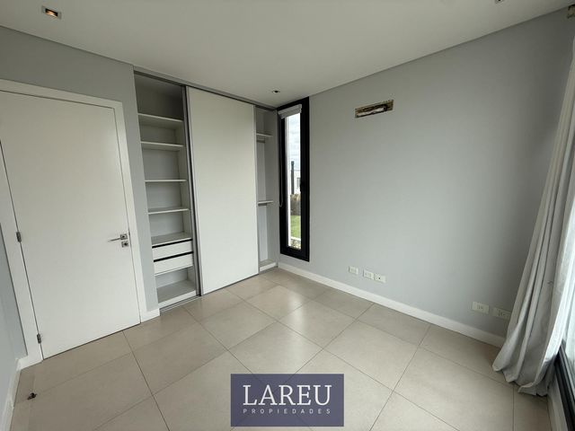 place photo 51