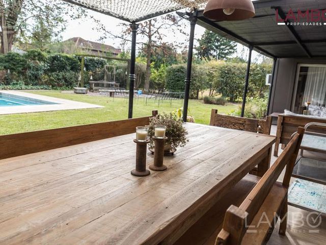 place photo 51
