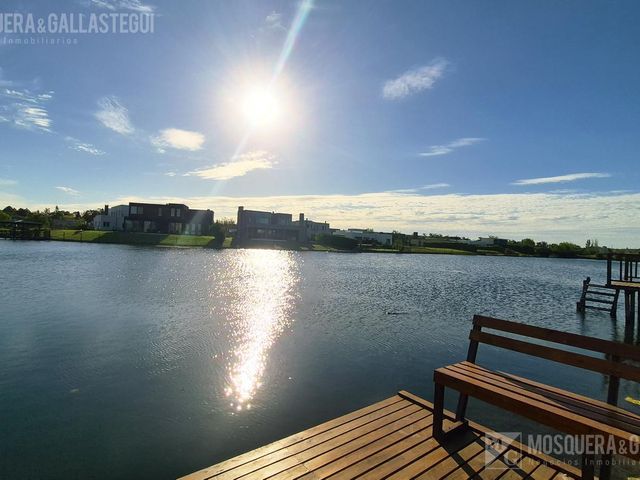 place photo 39