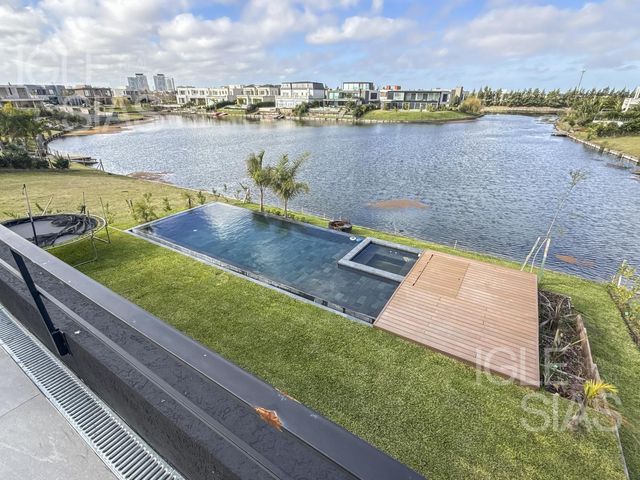 place photo 44