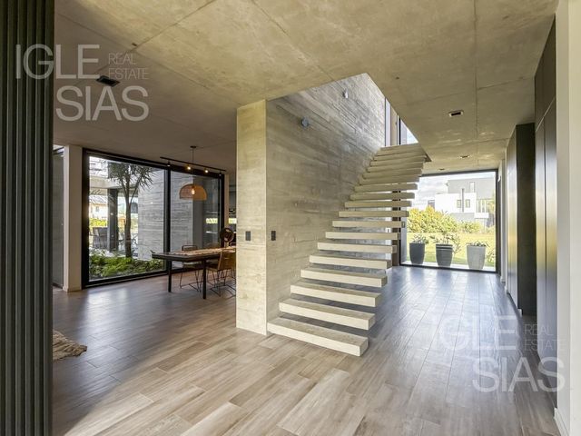 place photo 46