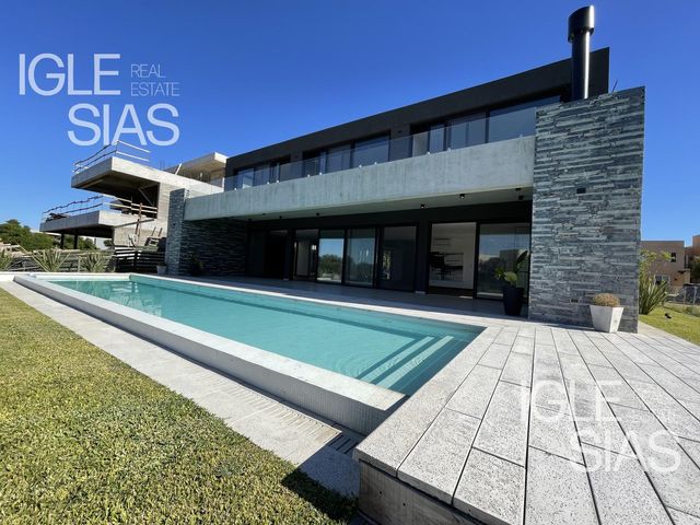place photo 69