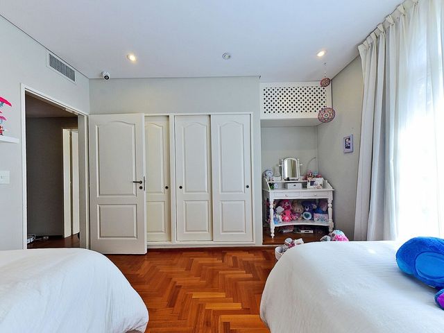place photo 45