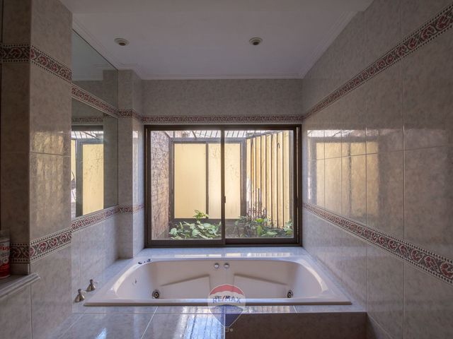 place photo 45