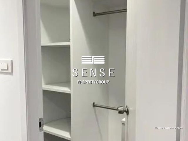 Classic 4 bedroom for rent in Asoke
