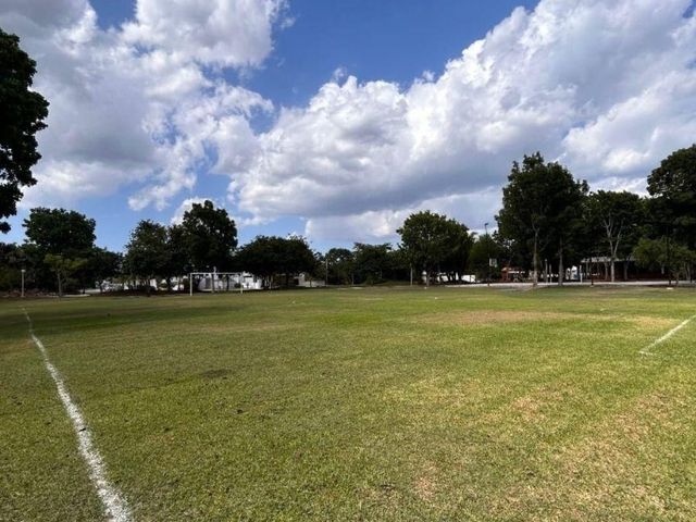 place photo 18