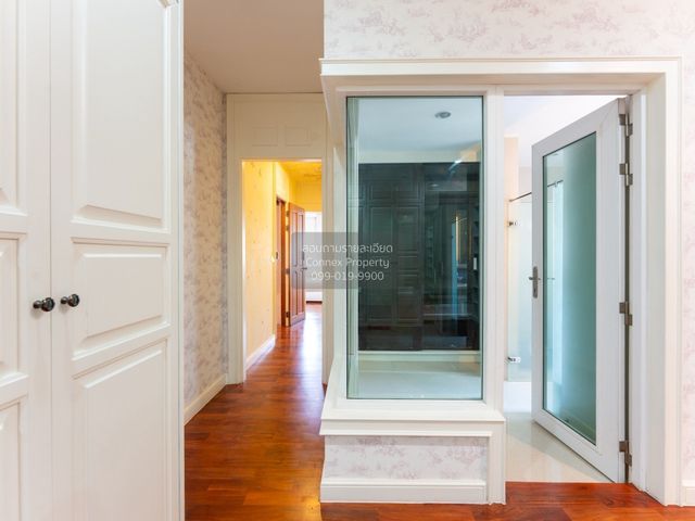place photo 60