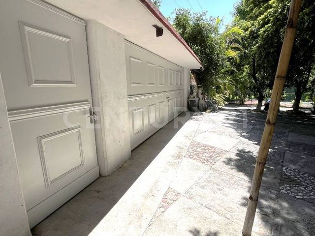place photo 48