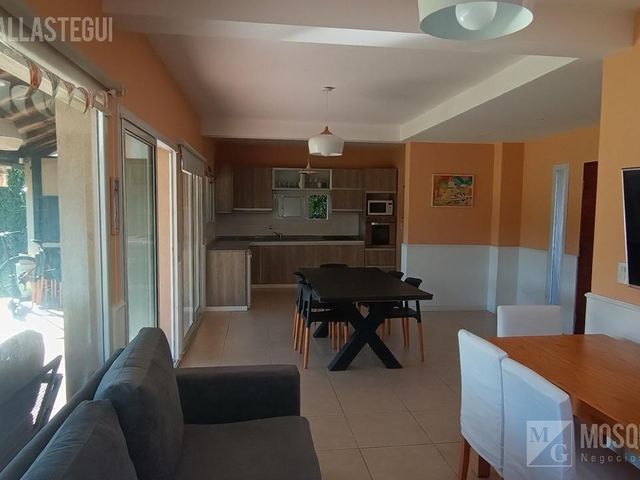 place photo 48