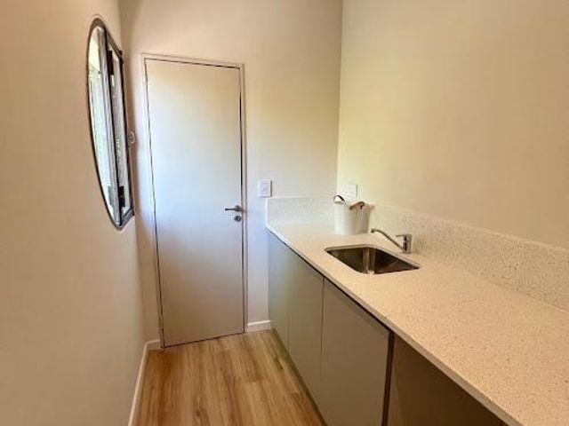 place photo 48