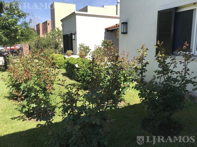 place photo 67