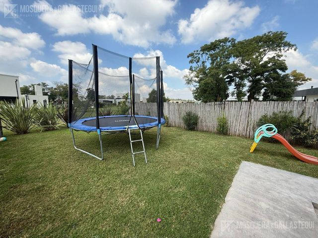 place photo 62