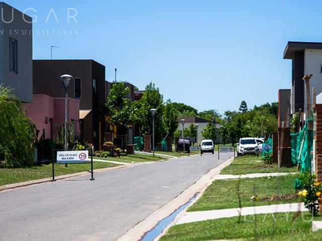 place photo 32