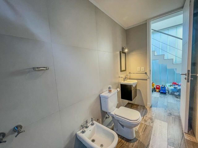 place photo 60