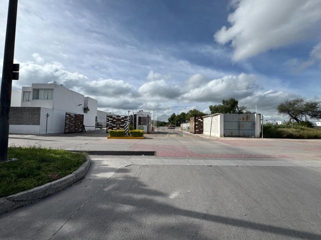 place photo 30