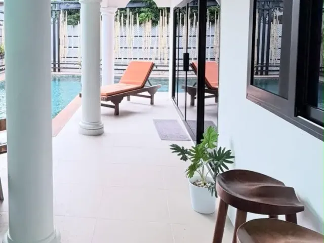 place photo 100