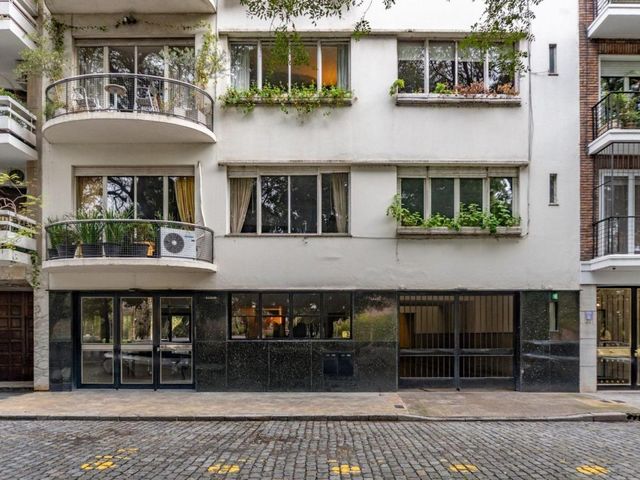 place photo 49
