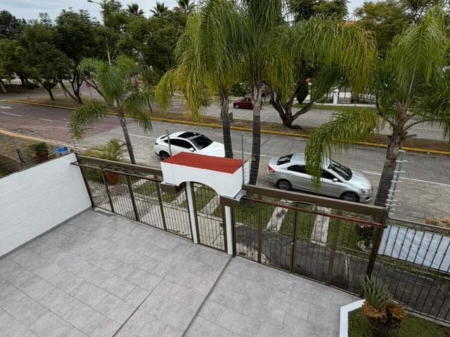 place photo 31
