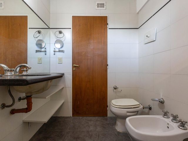 place photo 70