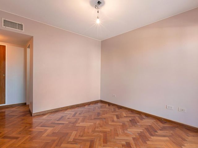 place photo 56