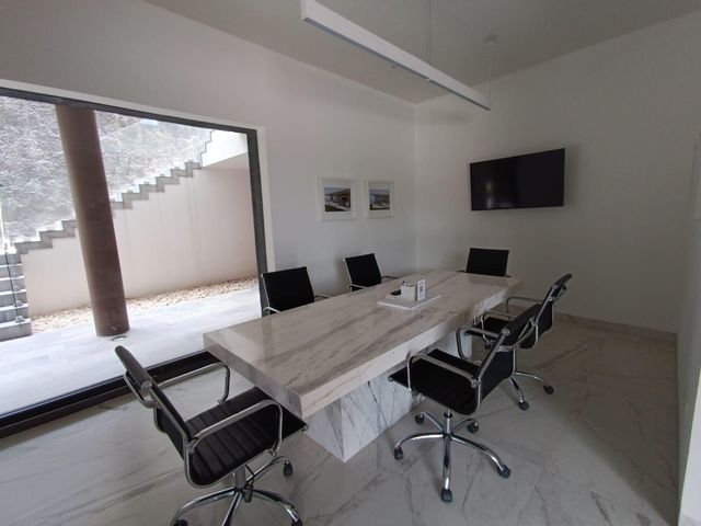 place photo 90