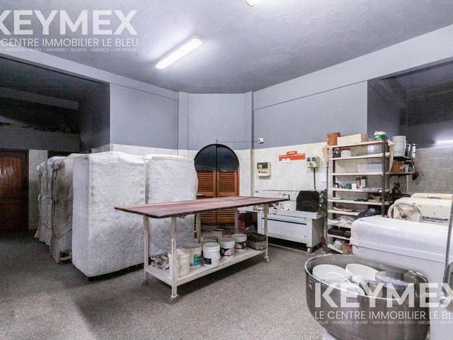 place photo 32