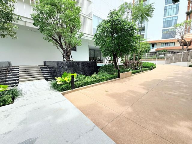 place photo 57