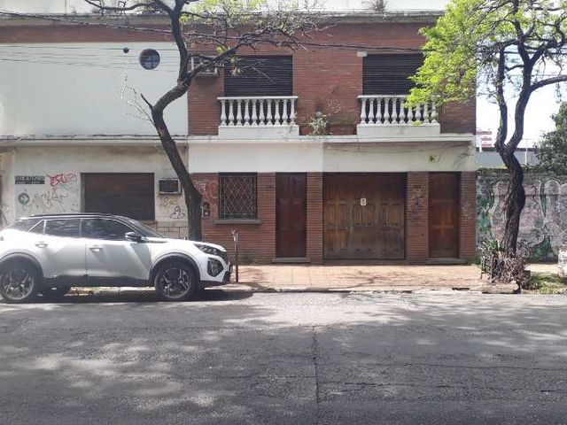 Departamento Tipo Casa en alquiler en Lanus Oeste