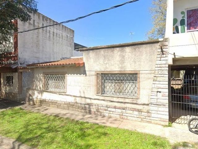 Casa en venta en Berazategui Este
