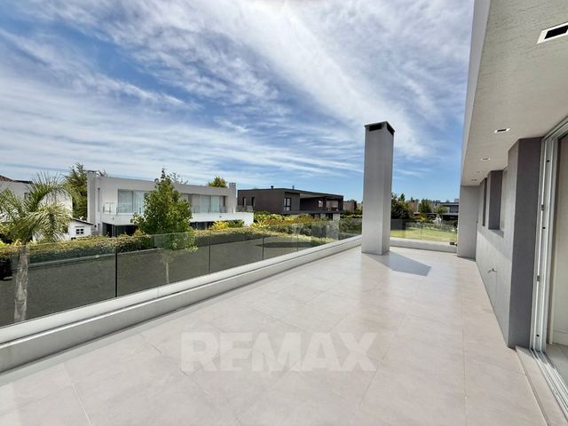 place photo 49
