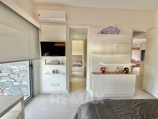 place photo 66