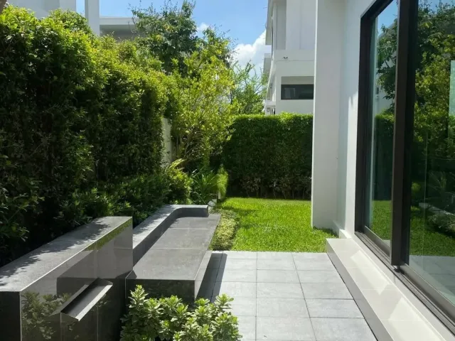 place photo 23