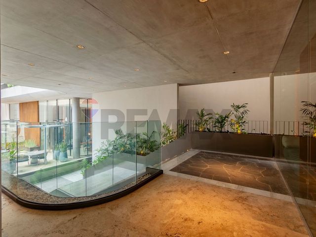 place photo 96