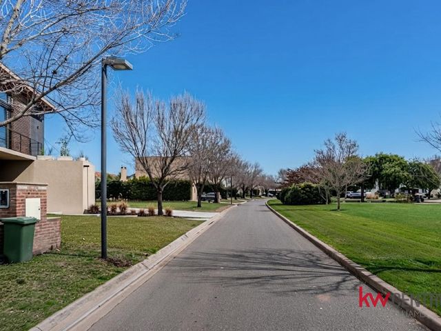 place photo 48