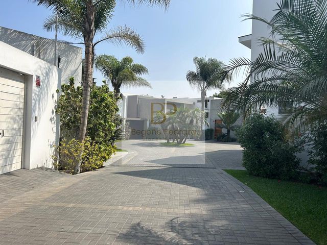 place photo 48