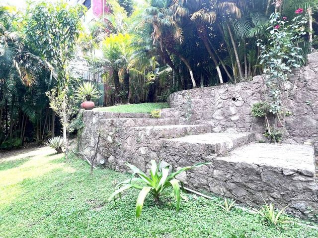 place photo 50