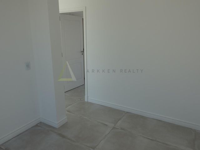 place photo 52