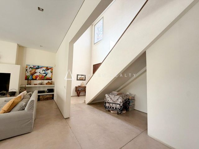 place photo 67