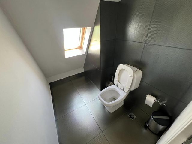place photo 48