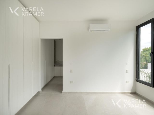 place photo 69