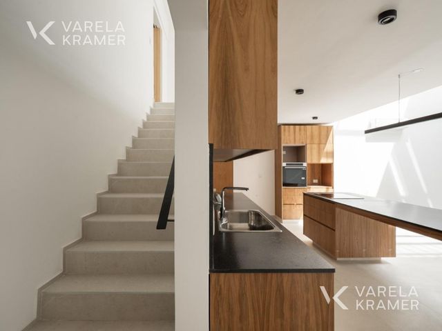 place photo 66