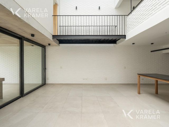 place photo 63
