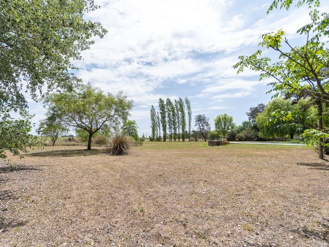 place photo 60
